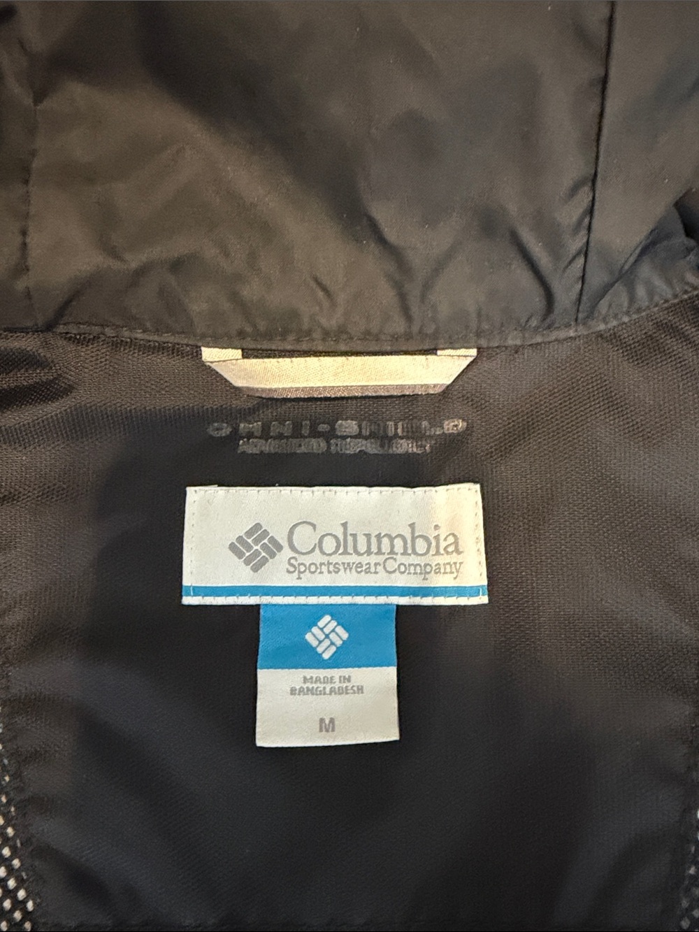 Columbia Rain Coat - Picture 5 of 6